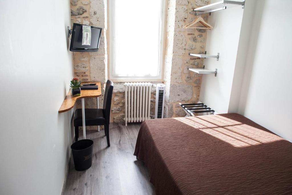 Hotel Henri IV Nerac Room photo
