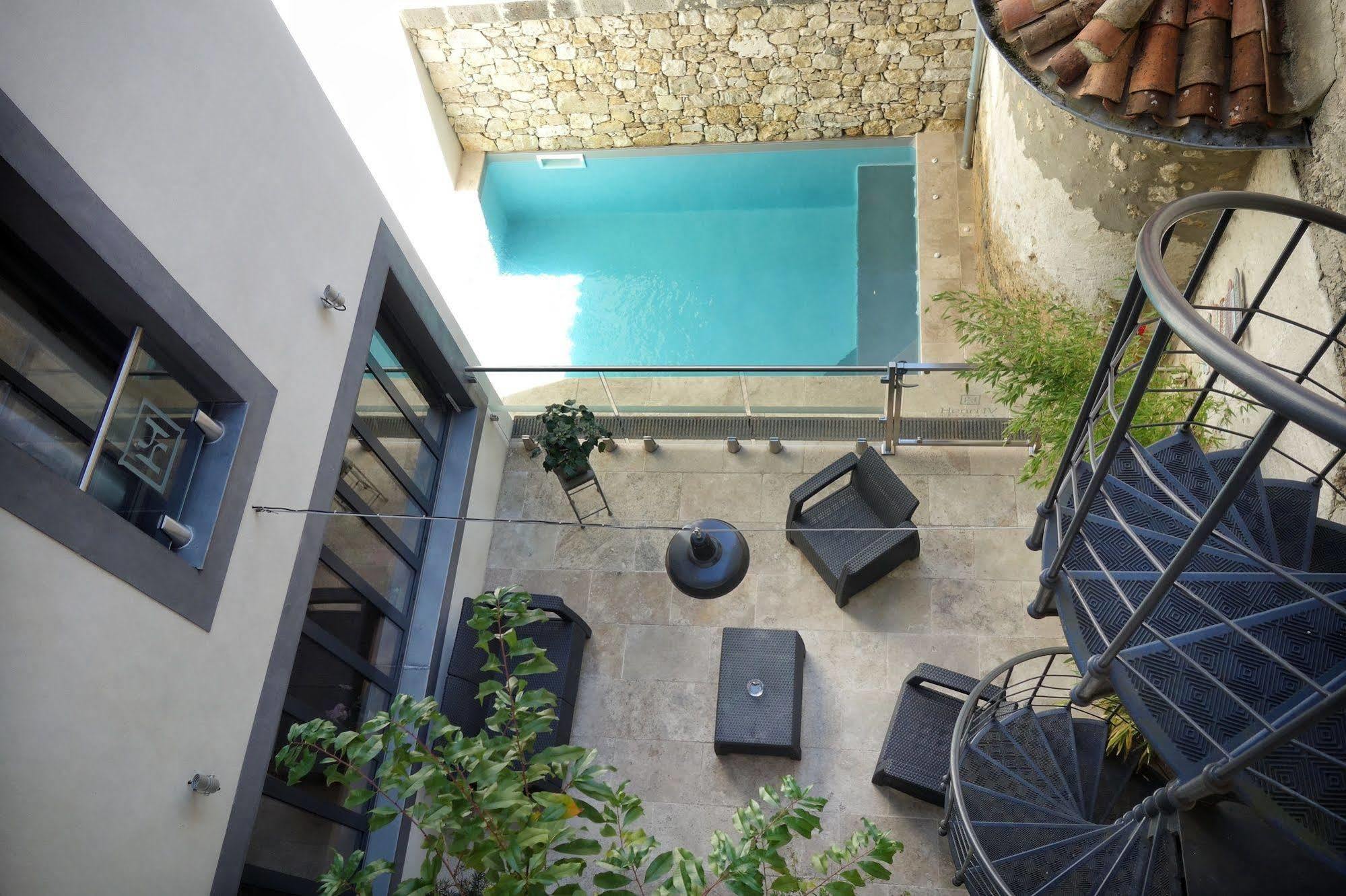 Hotel Henri IV Nerac Exterior photo